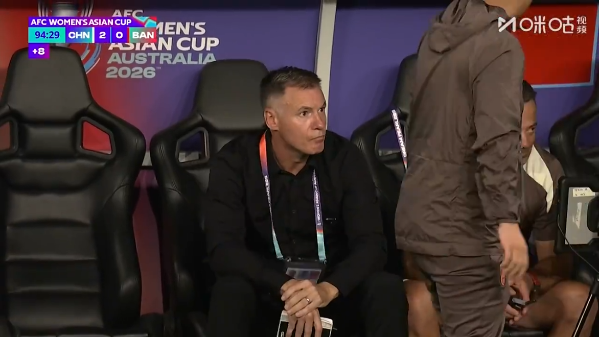 开云体育入口-身高1米7碾压1米5！中国女足2-0亚洲杯鱼腩，记者：踢的是啥？